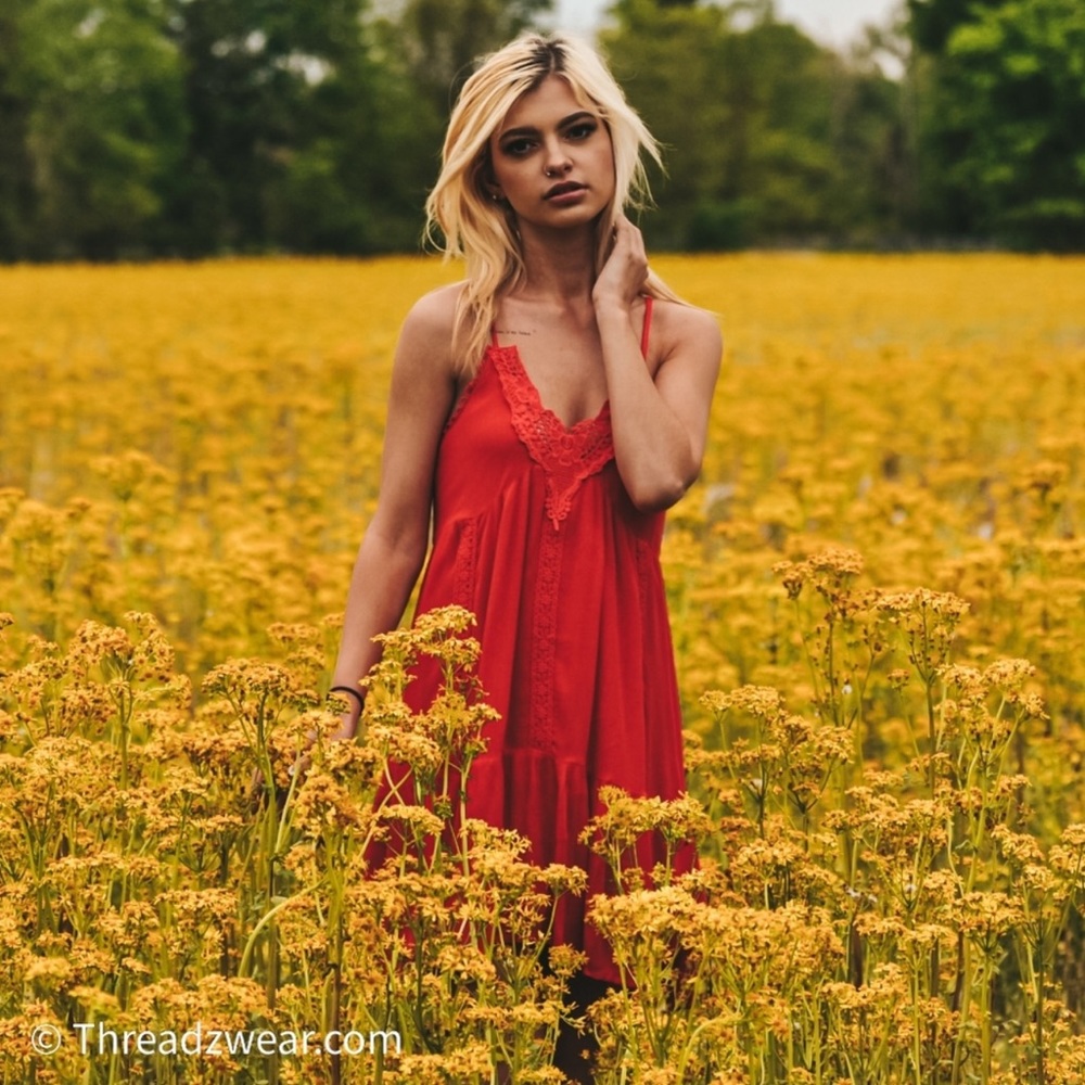 B59❤️stunning red sundress2wear4 weekend activity; date night; or bff outing❤️